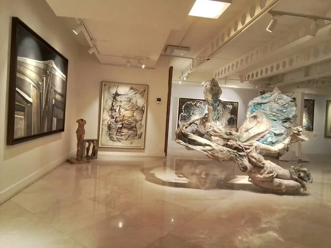 Raha Gallery Collection 