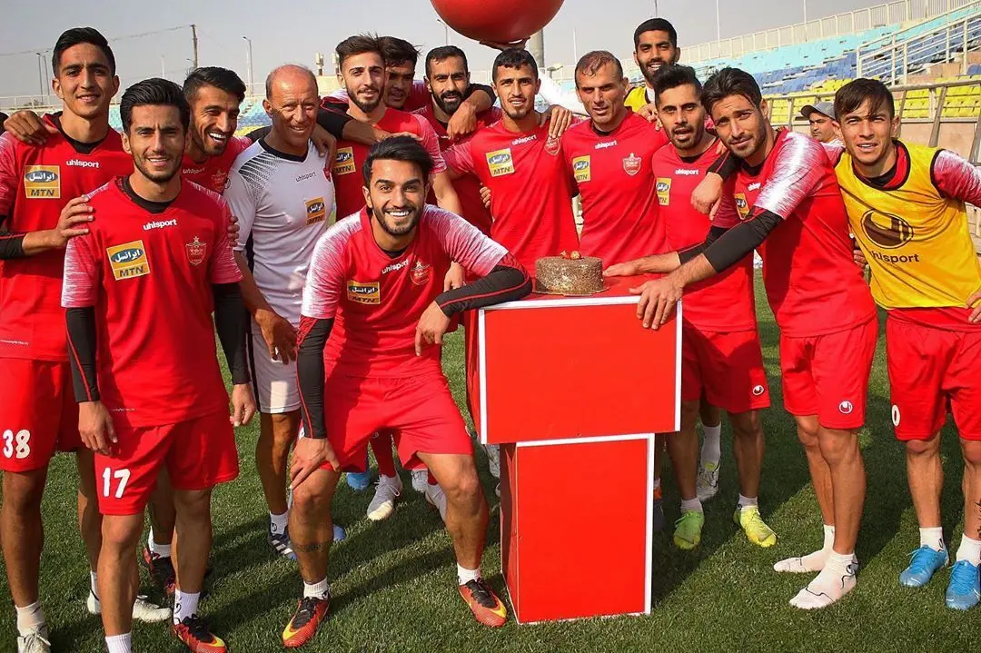 استقلال-نساجی لغو می‌شود؟/ اعلام سایت بلیت‌فروشی پرسپولیس-نفت