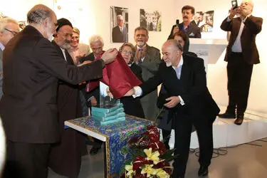 رونمایی از کتاب "دیوان حافظ (حسابی)" در نشر گویا