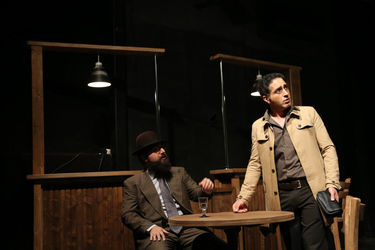 اجرای نمایش "آندورای تئاتر اشتباهات" در تئاتر باران