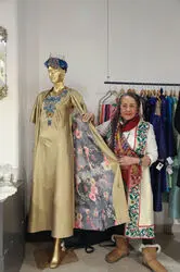 رونمایی از لباس ملکه برونئی با طراحی مهلا زمانی