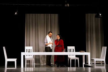 اجرای نمایش "مرگ و دوشیزه" در تماشاخانه پالیز