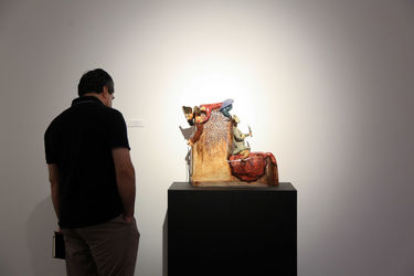 نمایشگاه آثار بهزاد اژدری در گالری اعتماد باغ نگارستان