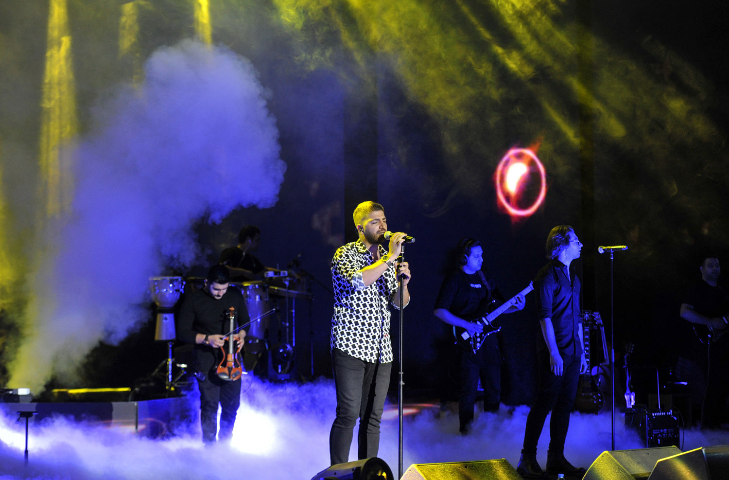 خواننده‌هایی که قبل از محرم روی صحنه می‌روند/ 50 کنسرت در سبک‌های مختلف