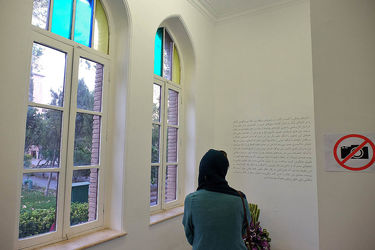 نمایشگاه آثار پریناز علیش در گالری اعتماد باغ نگارستان
