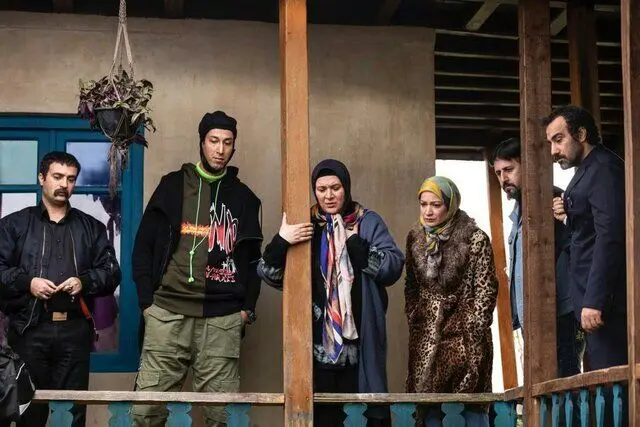 چرا پایتخت ۷ ساخته نمی‌شود؟/ از سکوت عوامل سریال تا ماجراهای سارا و نیکا 