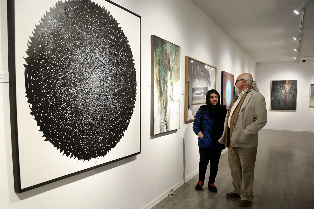 نمایشگاه آثار هنرمندان معاصر نوگرا در گالری آریانا