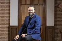 پاسخ کامبیز دیرباز به انتقادات تازه/ نظر آقای بازیگر درباره مهناز افشار
