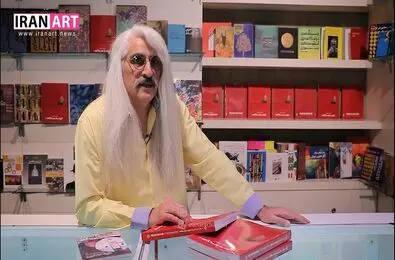 ویدئو: مهدی رضاخانی از نمایشگاه و کتاب های مهدی سحابی در موزه هنرهای معاصر تهران می گوید