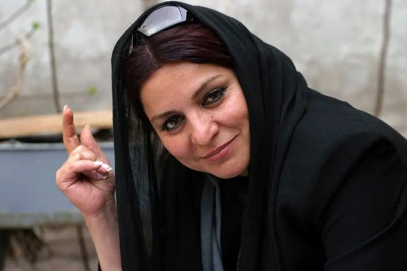 تهمینه میلانی در زندان اوین