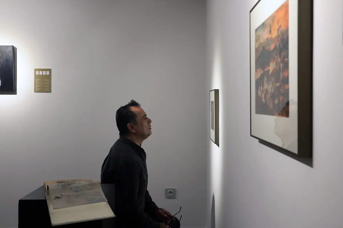 عظیم مرکباتچی گالری مژده