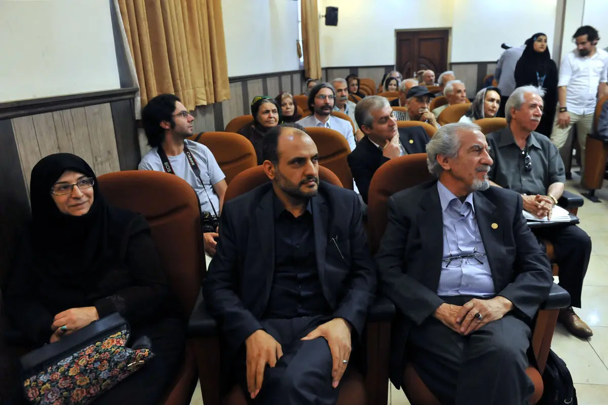 تجلیل از هنرمندان پیشکسوت متولد خرداد ماه