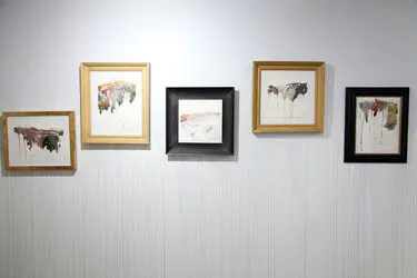 نمایشگاه آثار دو و سه‌بعدی شقایق عربی و فریدون آو در گالری دستان دو