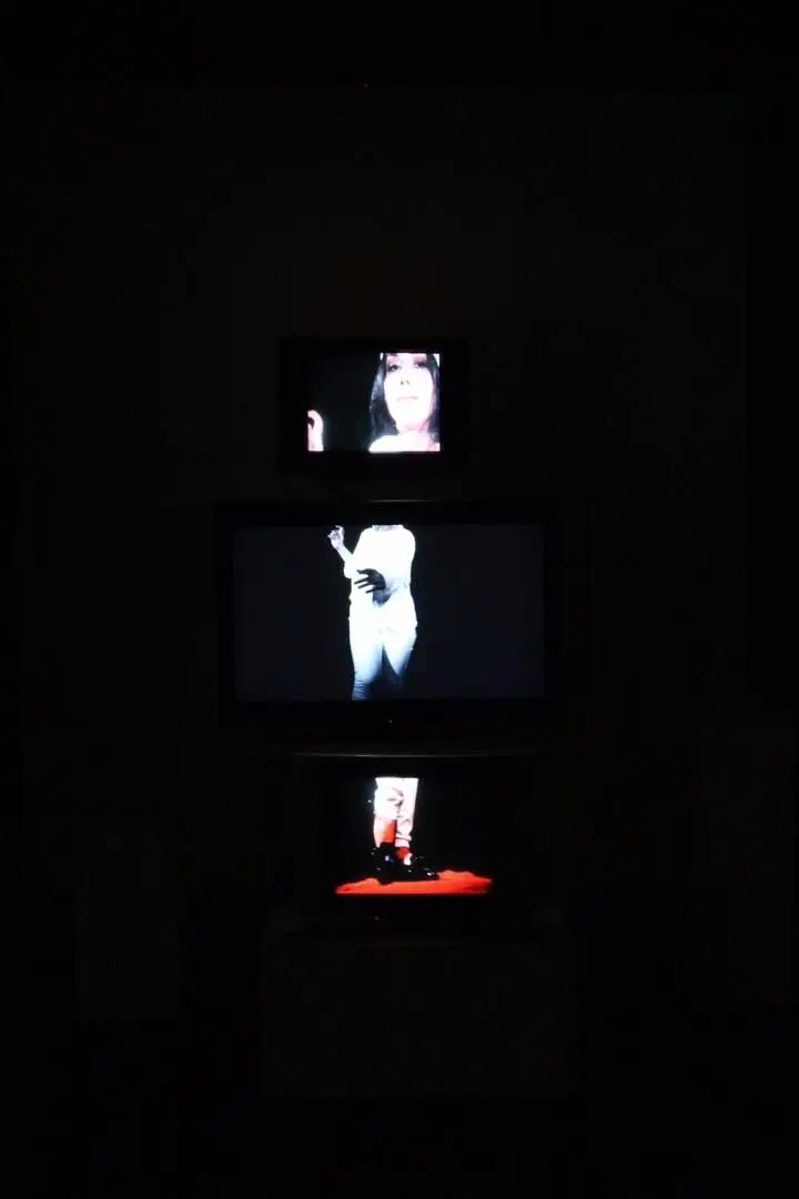 آثار نسترن آزادی