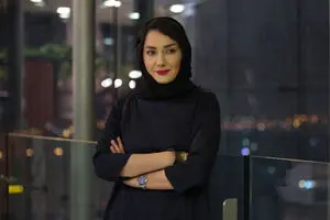 ببینید:تیپ هانیه توسلی و سلفی های پژمان جمشیدی با دختران