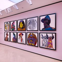 نمایشگاه اندی وارهول: فراتر از یک برند در گالری هالسیون لندن