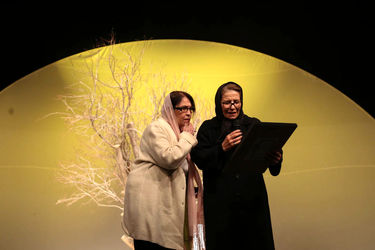 مراسم دومین جایزه محمود استاد محمد در سالن اصلی تئاتر شهر