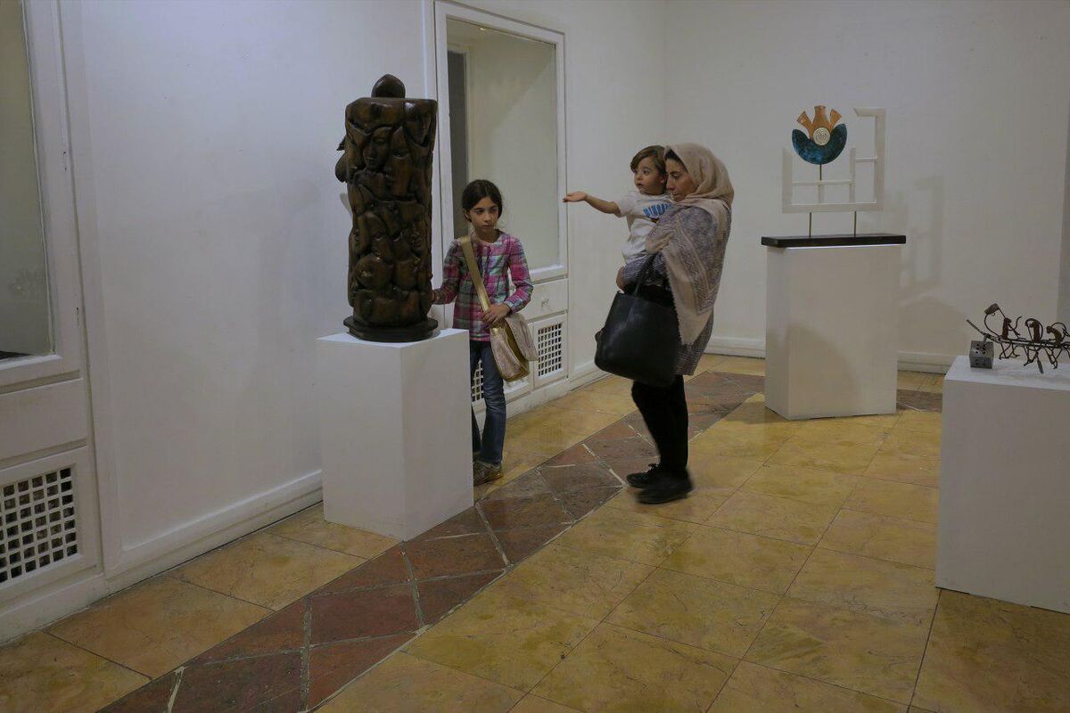 پنجمین نمایشگاه گروهی چهارسوی خیال در خانه هنرمندان