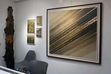 “Crowding” at Mojdeh Art Gallery featuring 15 artists 