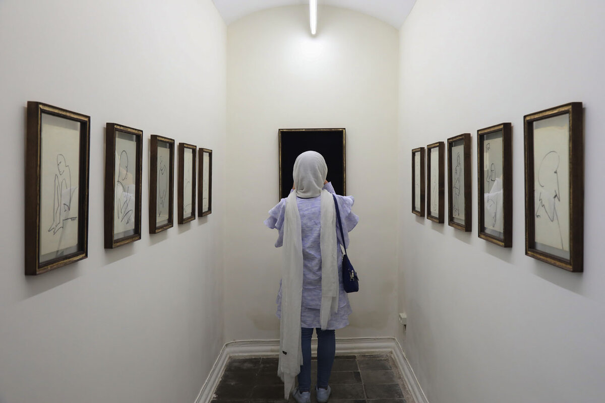 Alireza Espahbod Sketch Art at INJA Gallery