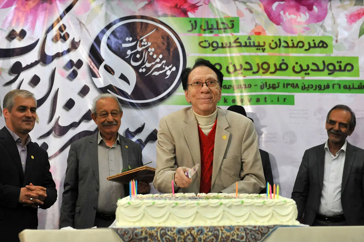 تجلیل از هنرمندان پیشکسوت متولد فروردین ماه