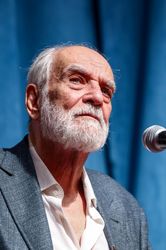 رونمایی کتاب آیدین آغداشلو 