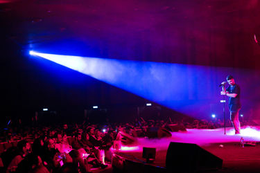 اجرای کنسرت زانیار خسروی در سالن میلاد نمایشگاه