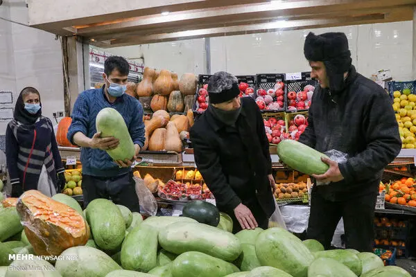 ببینید: بازار داغ خرید در آستانه آخرین یلدای قرن