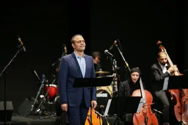 کنسرت علیرضا قربانی در سالن برج میلاد