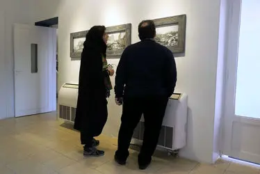 نمایشگاه عکس سکوت در عمارت روبرو