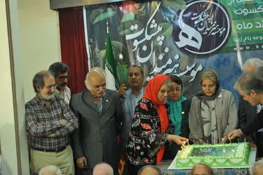 تجلیل از هنرمندان پیشکسوت متولدین خردادماه