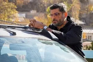با وطن وطن گفتن دهان شیرین نمی‌شود هیچ چیز عادی نیست