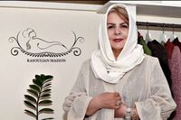 خانم بازیگر: کارگران اگر فقط نان خالی بخورند هم نمی‌شود زندگی کرد