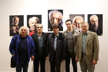 نمایشگاه عکس‌های مجید جوانی با عنوان «چهره‌های نمایش ایران»