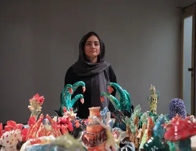 ببینید: سرامیک‌های درسا اسدی در گالری طراحان آزاد