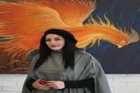 پرنیان دیبا با روح صلح در گالری ماهر
