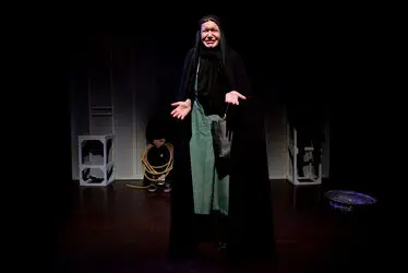 نمایش"روزمرگی" در تماشاخانه مهرگان