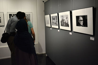 نمایشگاه گروهی عکس از 77 هنرمند در گالری ایوان