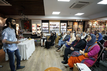جشن زادروز احمدرضا احمدی در نشر همیشه 