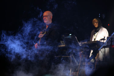 کنسرت کاوه یغمایی در سالن میلاد نمایشگاه بین المللی