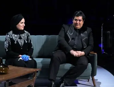 ببینید: حاشیه‌های کنسرت آنلاین سالار عقیلی و همسرش 