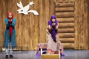 Lebanese narrator Sara Kasir tells stories to children in Tehran