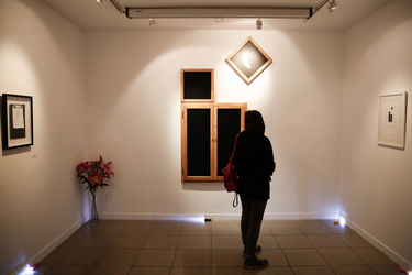 نمایشگاه مجموعه آثار کامبیز درم بخش با عنوان "سورپرایز" در گالری ویستا