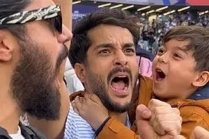 ببینید: شادی جنون آمیز ساعد سهیلی و سینا مهراد در ورزشگاه قطر 