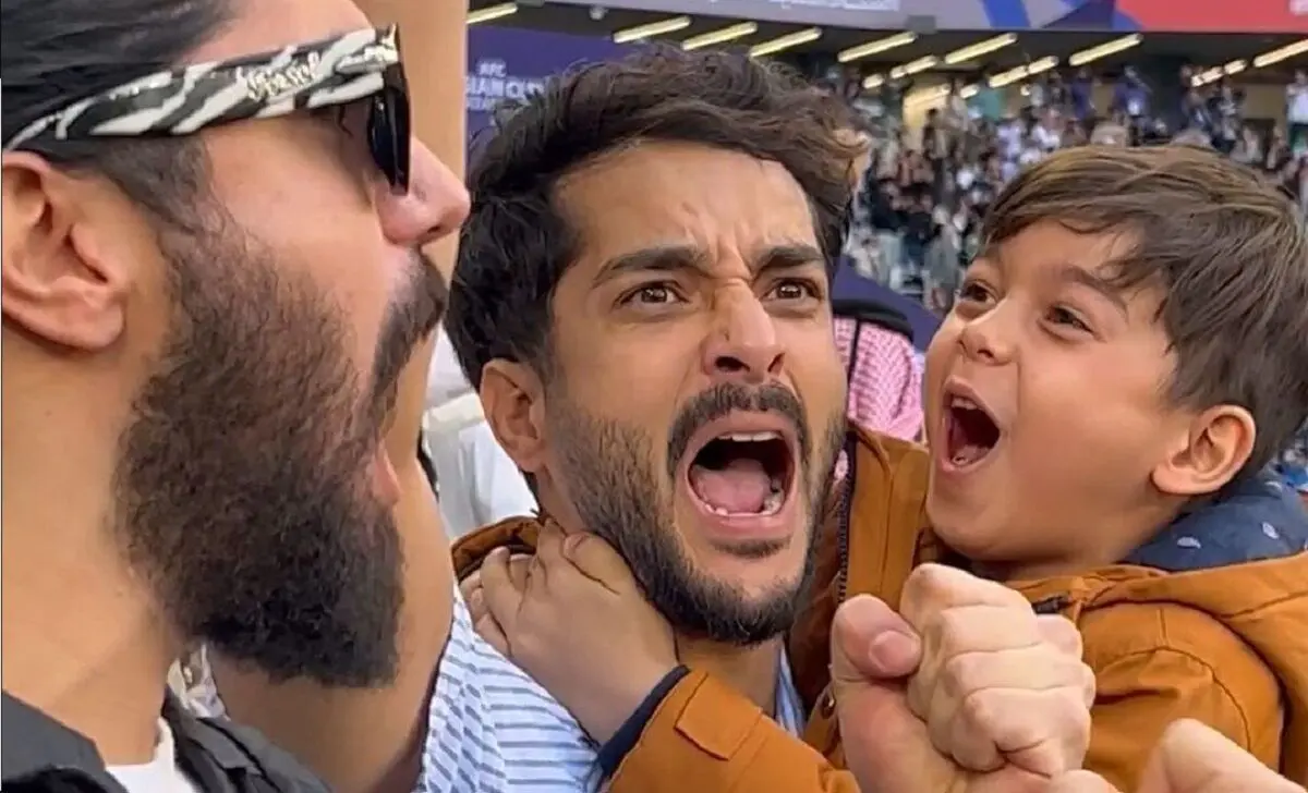 ببینید: شادی جنون آمیز ساعد سهیلی و سینا مهراد در ورزشگاه قطر 