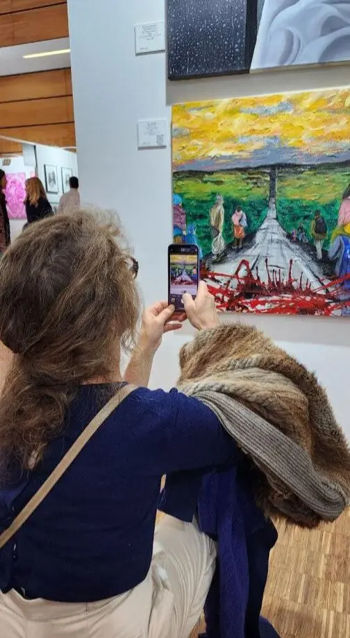 رزا اخلاقی Roza Akhlaghi فونیکس دبیPhoenix Art Group