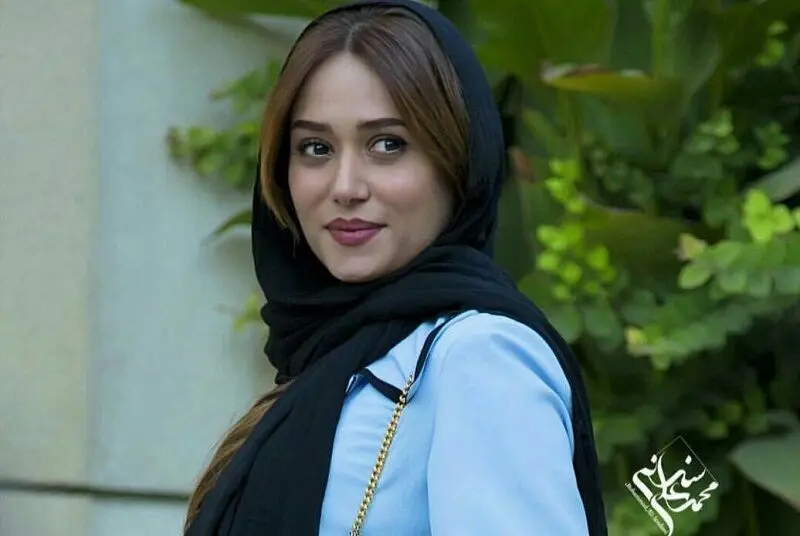 پریناز ایزدیار ترک موتور محسن تنابنده/ عکس