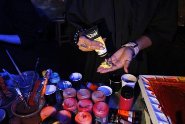 رنگ وستا در هفته دیزاین تهران در دانشکده هنرهای زیبا