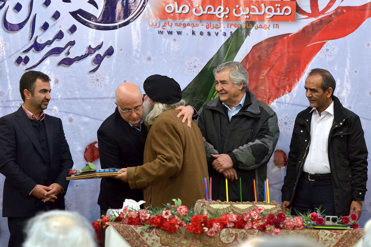 مراسم جشن تولد هنرمندان متولد بهمن ماه
