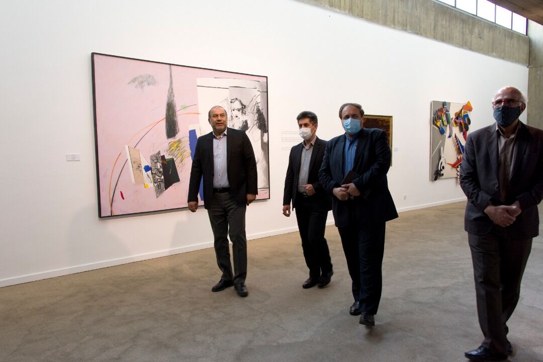 عباد رضا اسلامی در نمایشگاه پنج گنج موزه هنرهای معاصر تهران